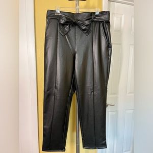 LOFT Outlet High Rise Straight Leg Pants with Belt sz L